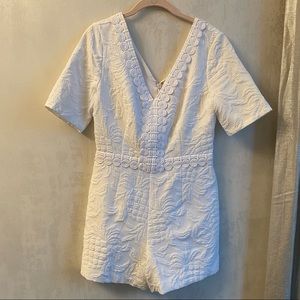 BRAND NEW NEVER WORN Lilly Pulitzer White Romper